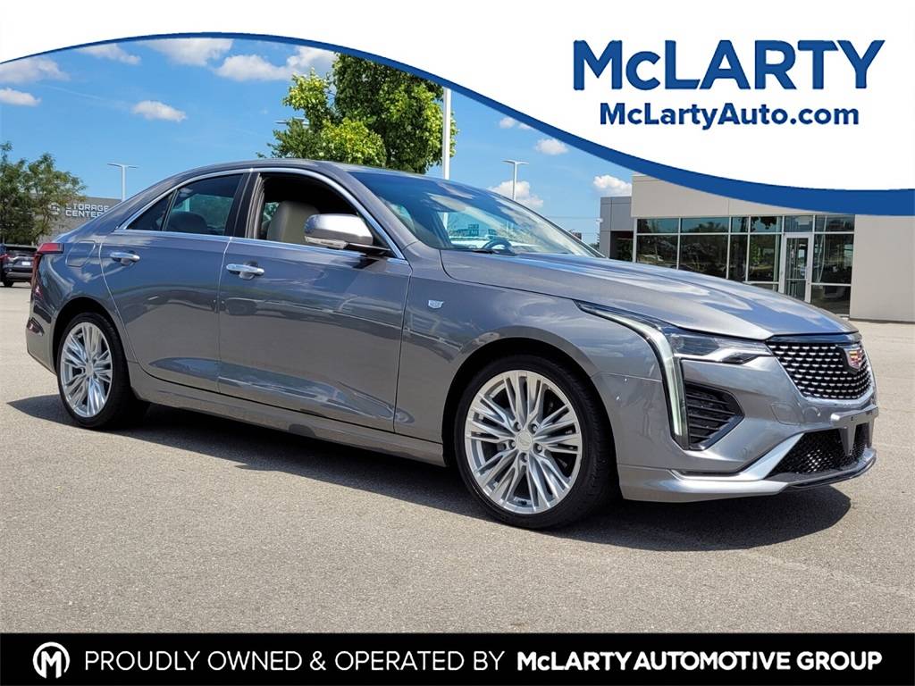 2022 Cadillac CT4