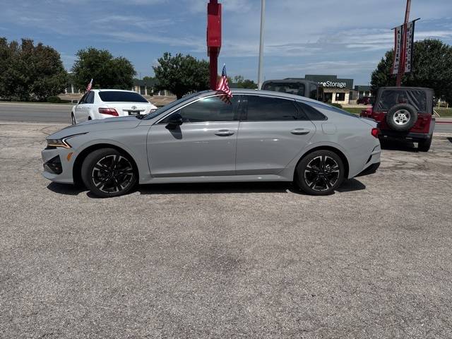 2022 Kia K5