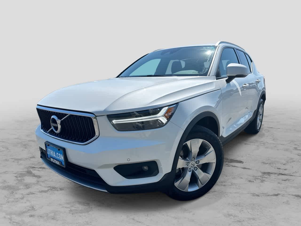 2022 Volvo XC40