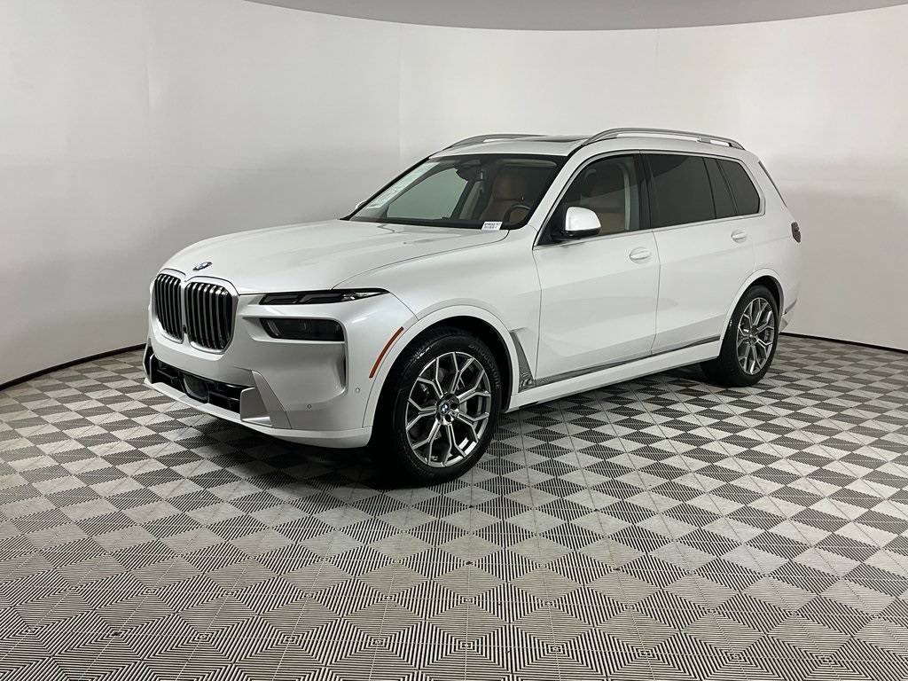 2023 BMW X7