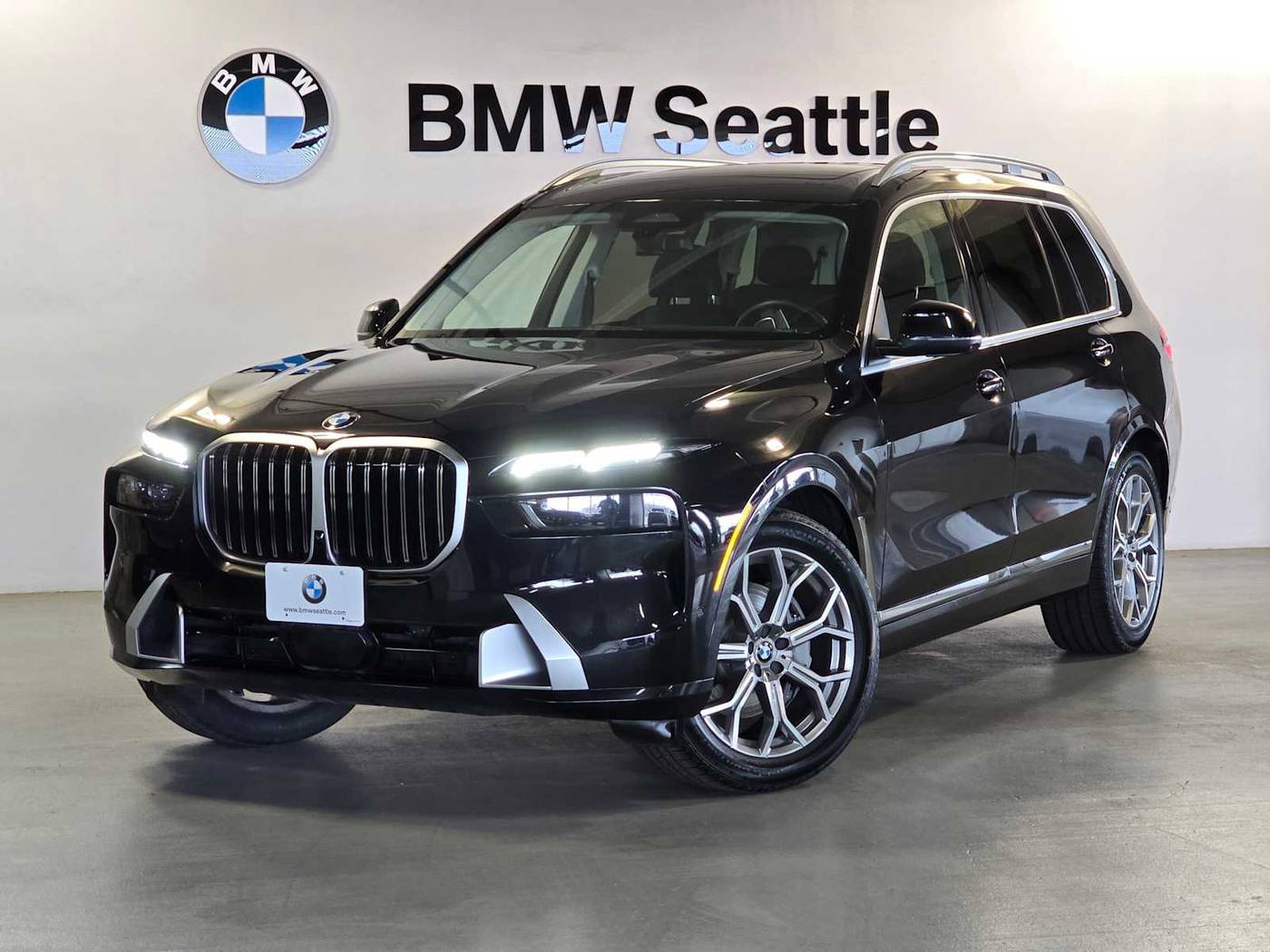 2023 BMW X7