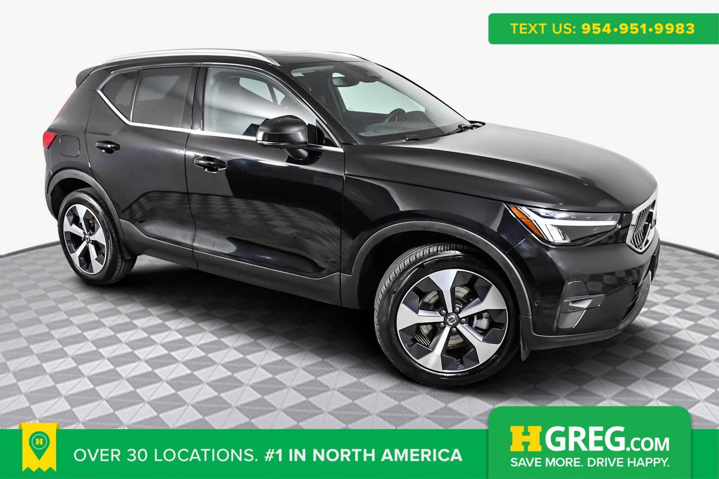 2025 Volvo XC40