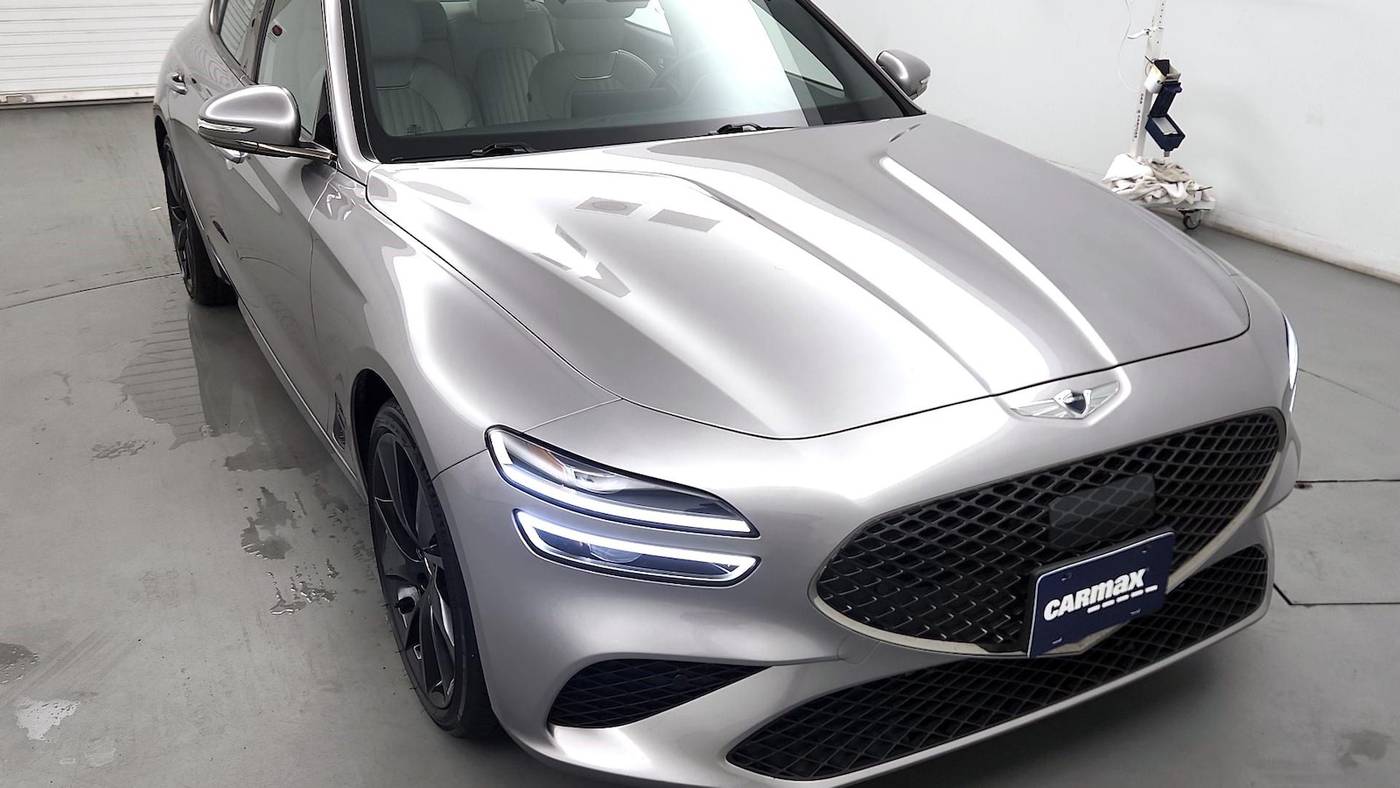 2023 Genesis G70