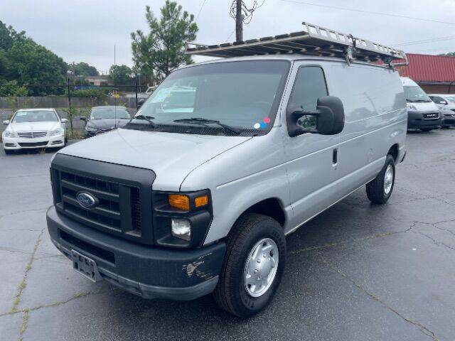 2011 Ford Econoline Cargo Van