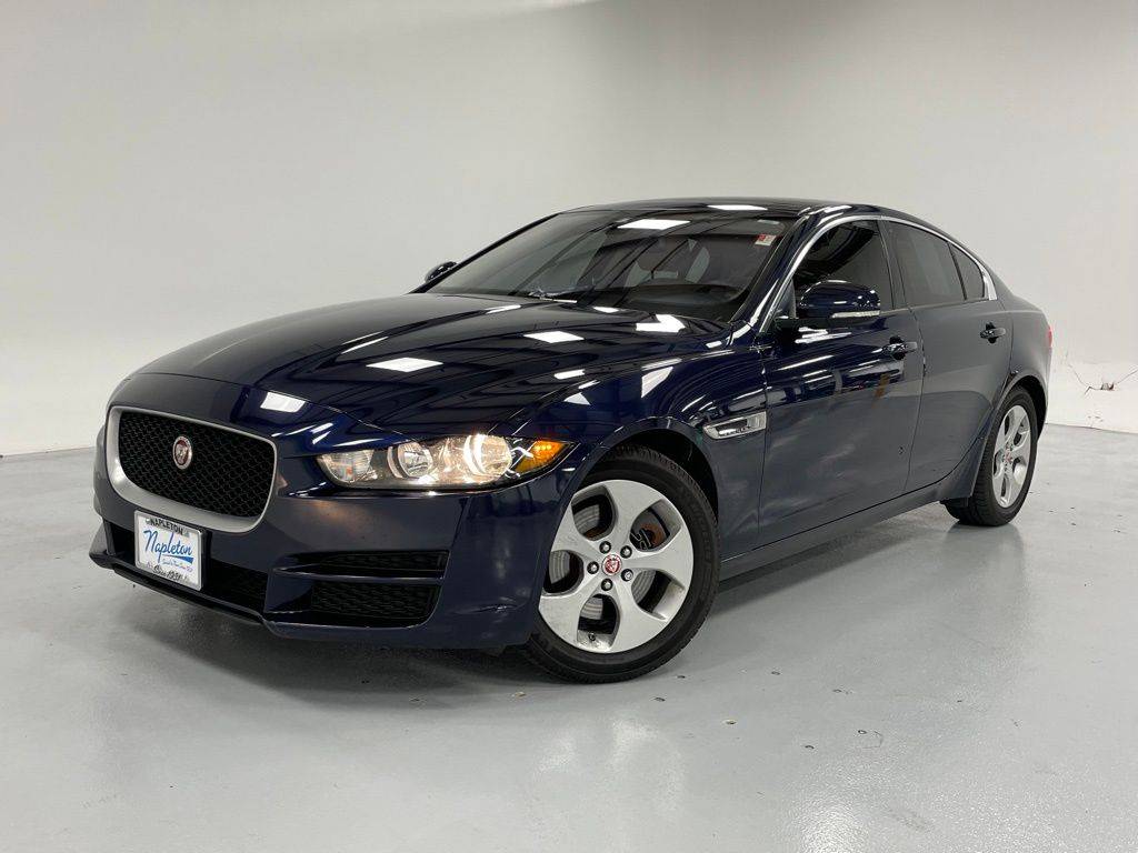 2018 Jaguar XE