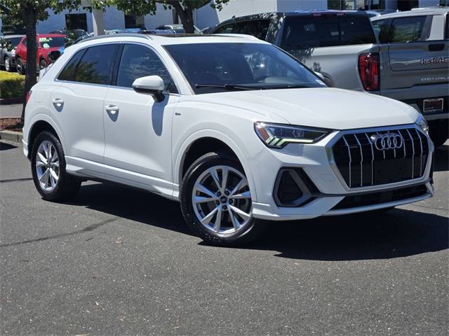 2023 Audi Q3