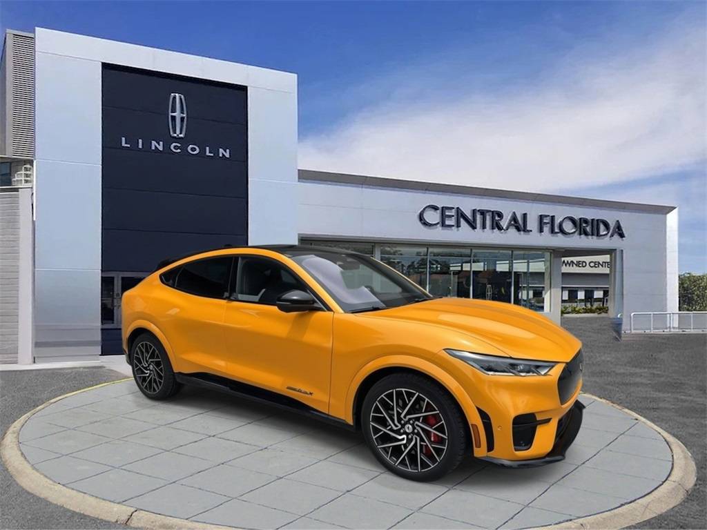 2022 Ford Mustang Mach-e
