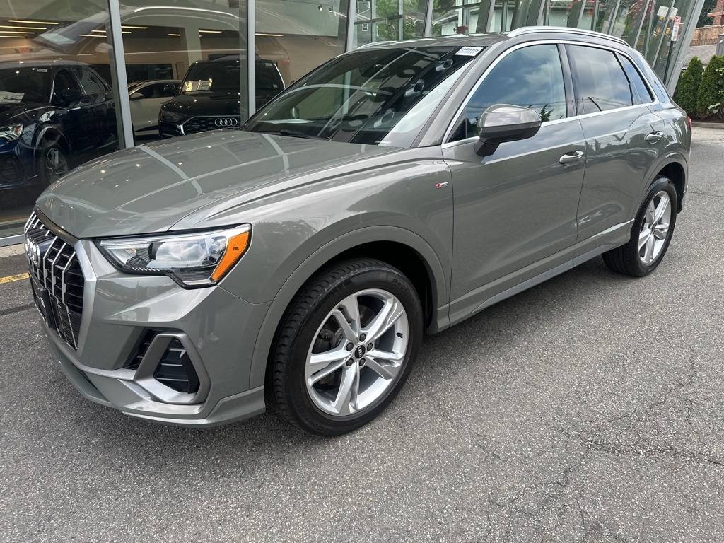 2022 Audi Q3