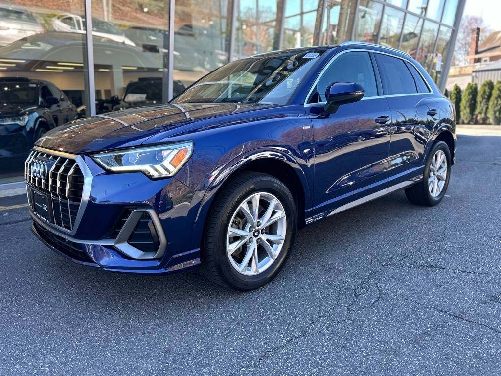 2022 Audi Q3