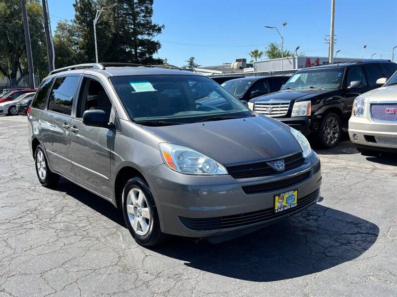 2004 Toyota Sienna