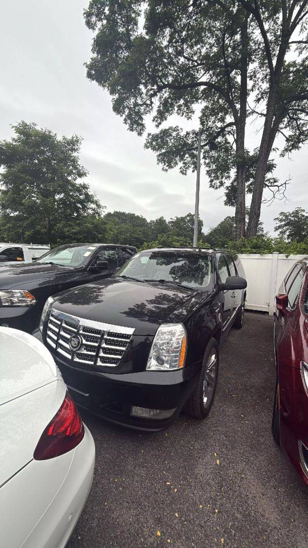 2011 Cadillac Escalade Esv