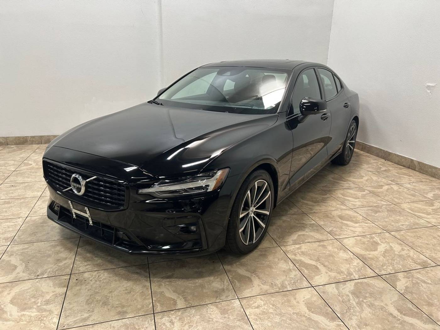 2022 Volvo S60