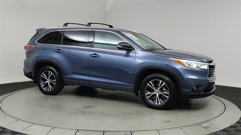 2016 Toyota Highlander