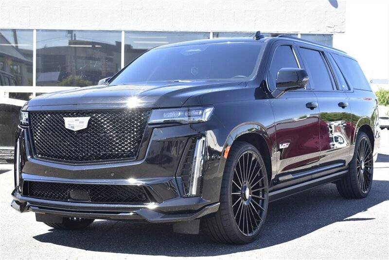 2023 Cadillac Escalade Esv