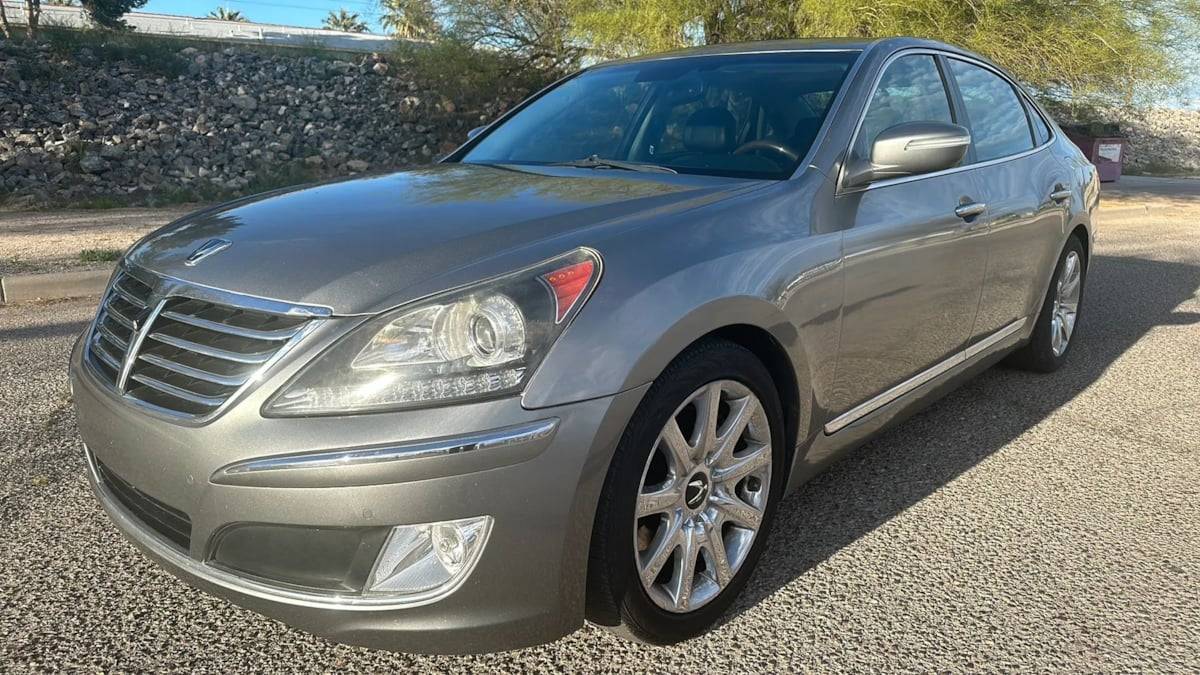 2013 Hyundai Equus