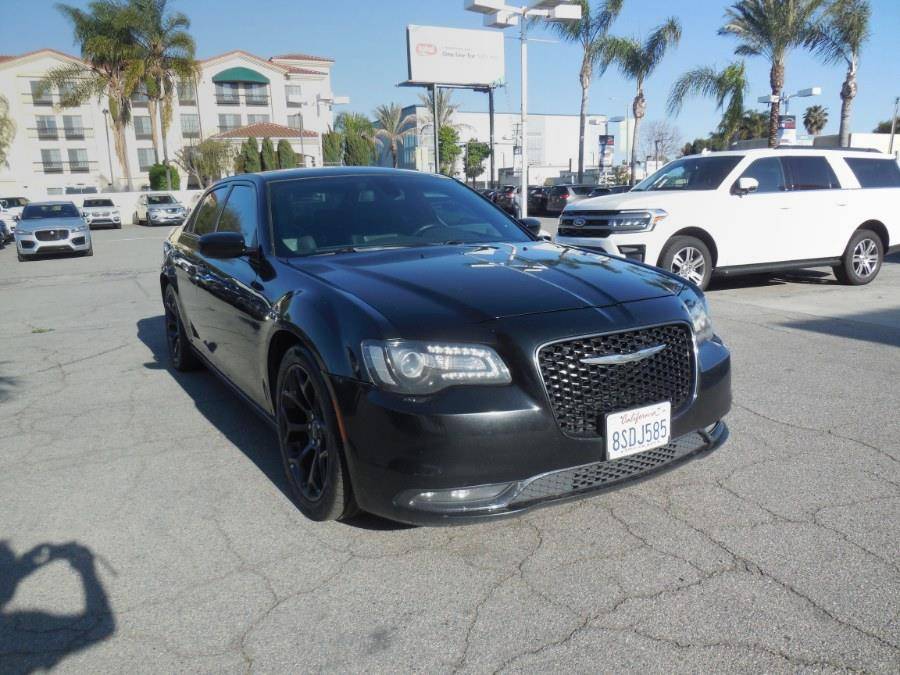 2019 Chrysler 300