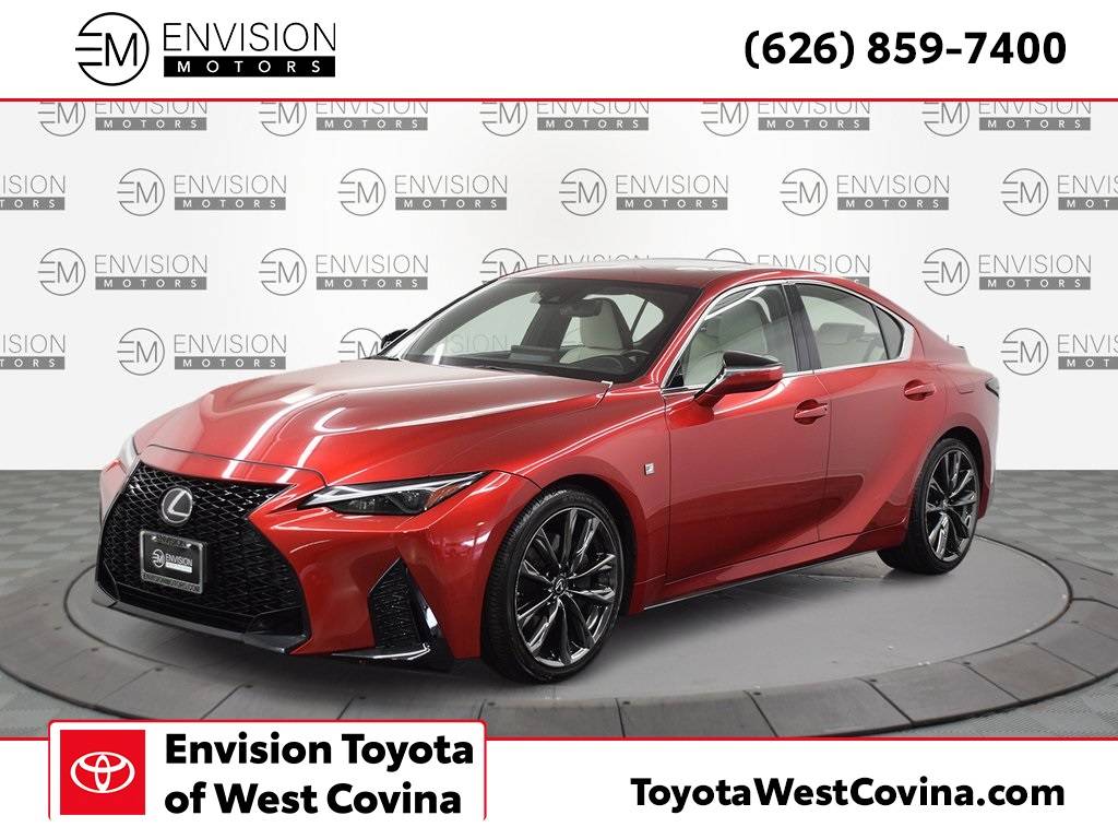 2022 Lexus IS