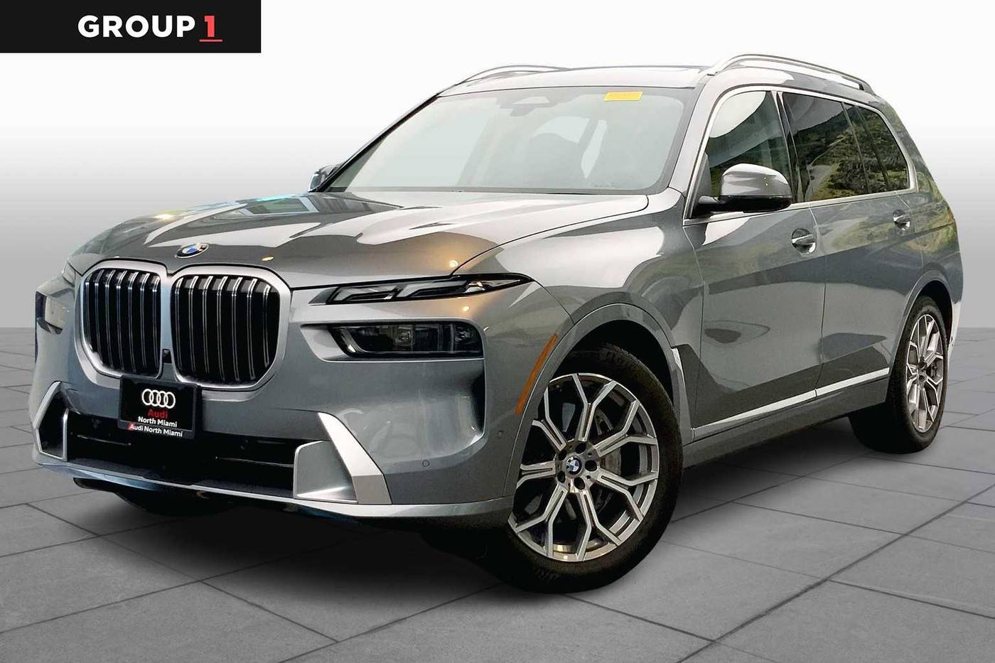 2025 BMW X7