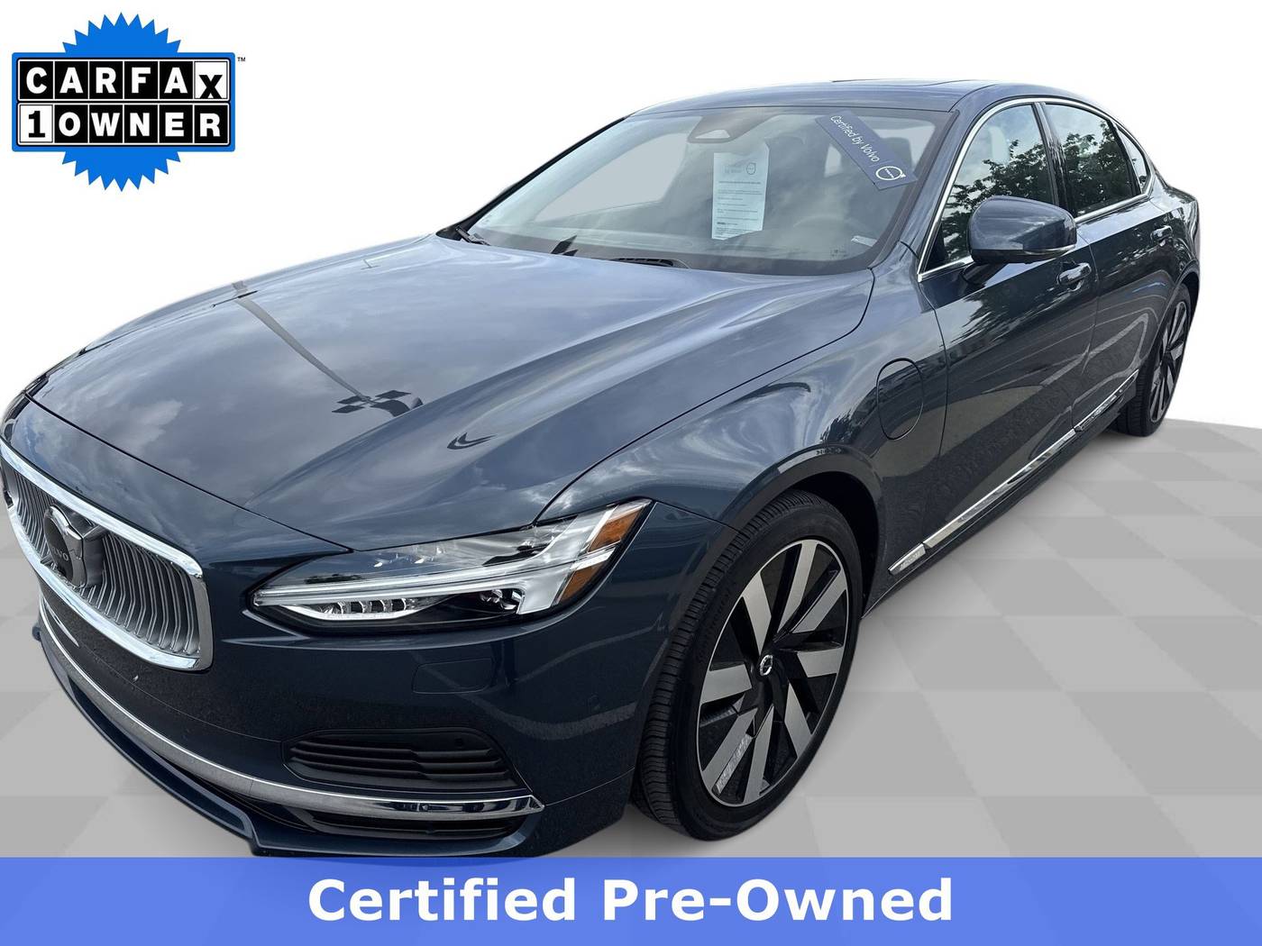 2024 Volvo S90 Recharge Plug-in Hybrid