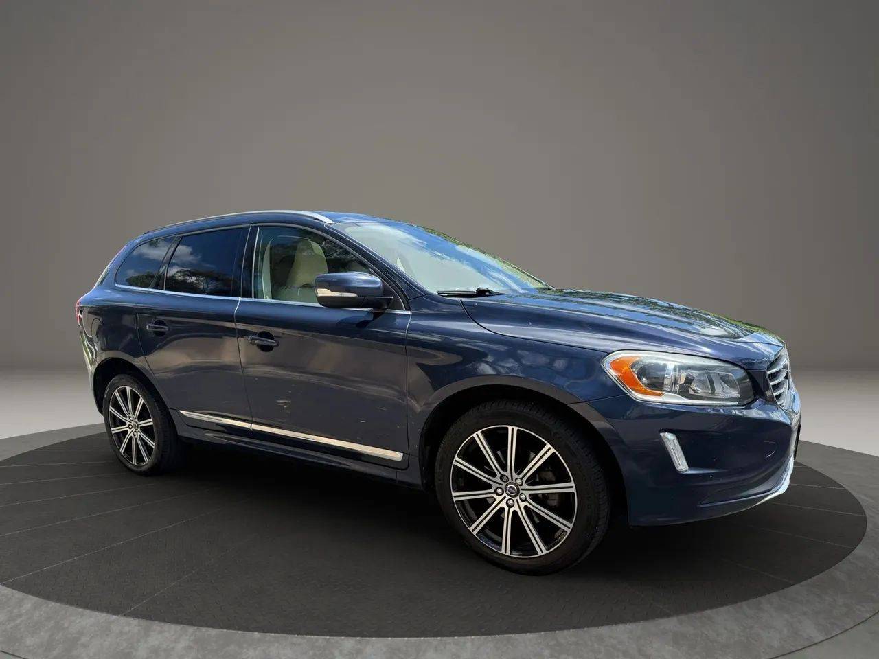 2015 Volvo XC60