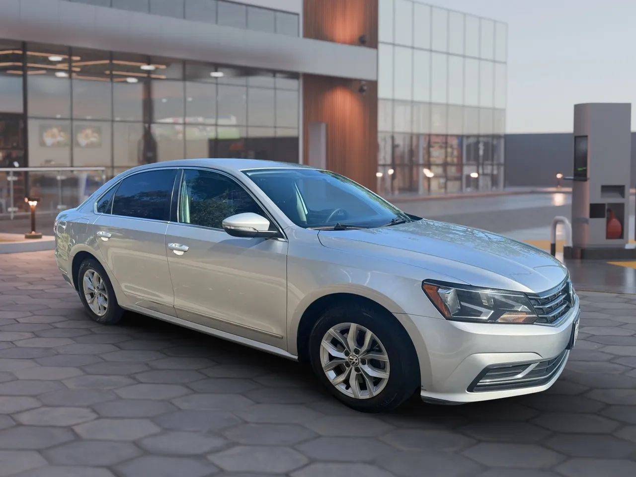 2016 Volkswagen Passat