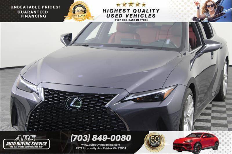 2022 Lexus IS