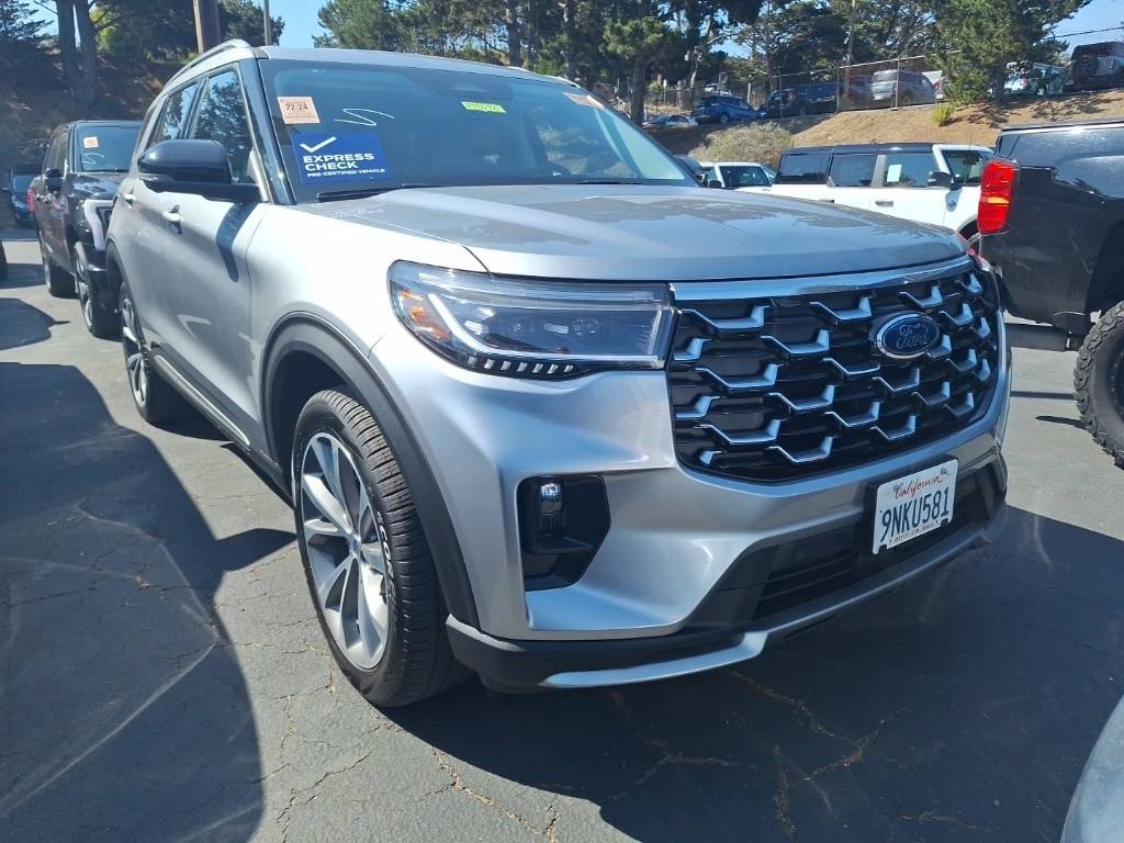 2025 Ford Explorer