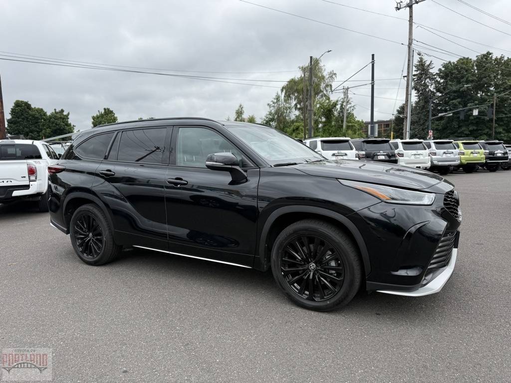 2024 Toyota Highlander