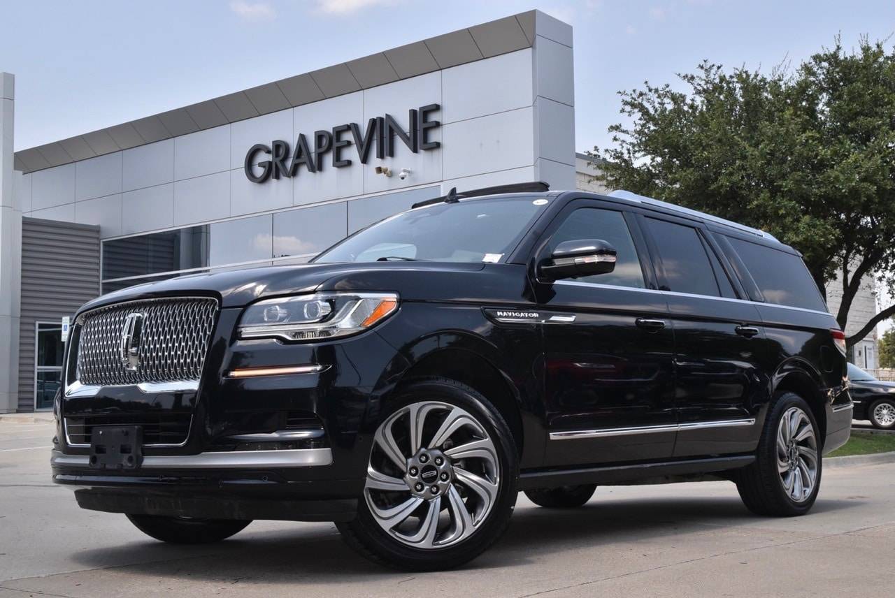 2023 Lincoln Navigator L