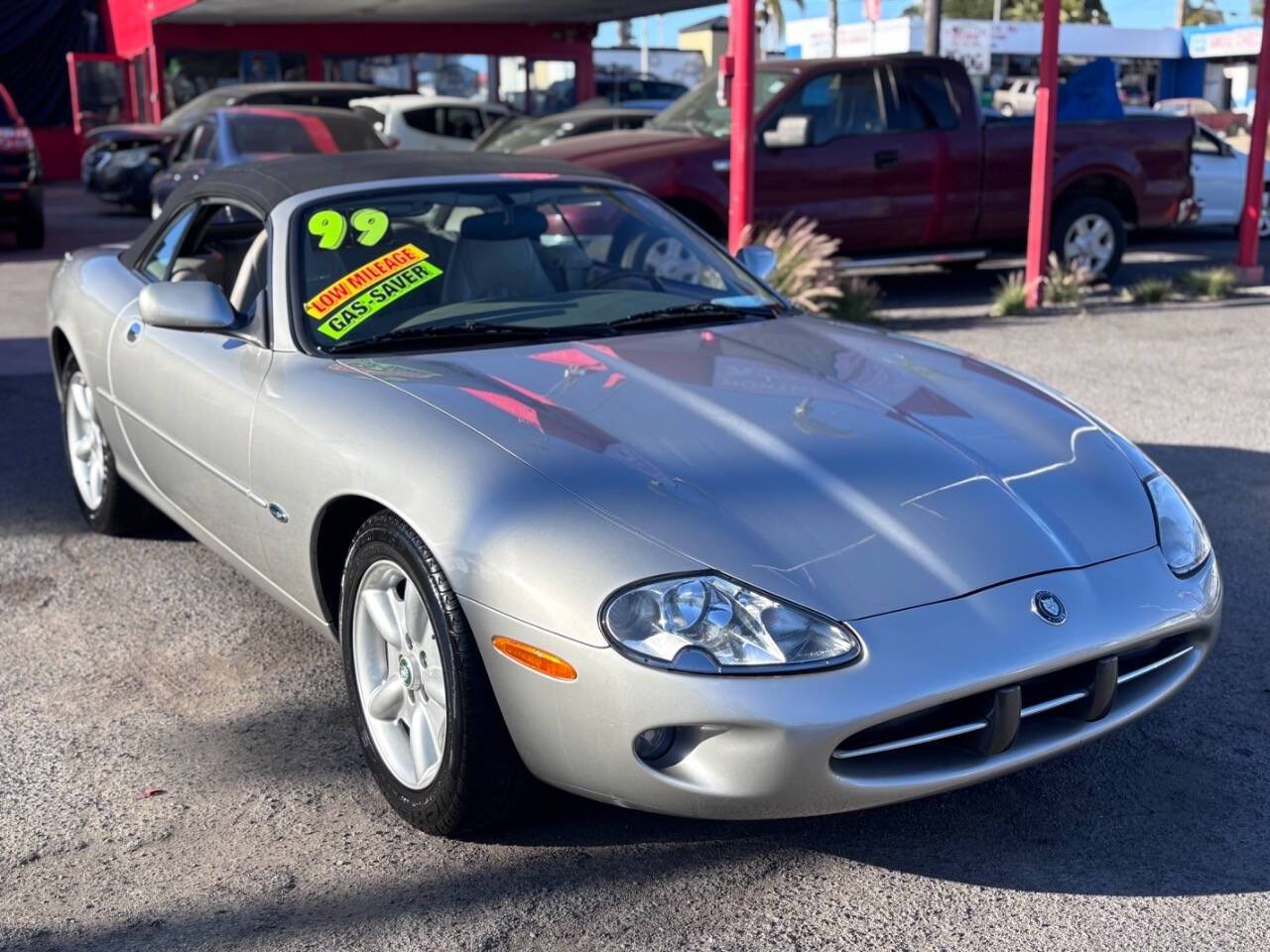 1999 Jaguar XK8