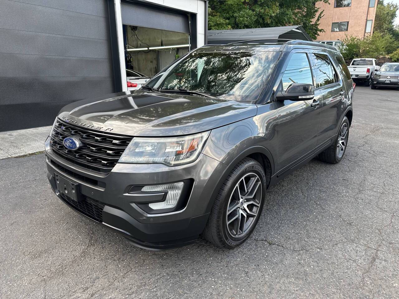 2016 Ford Explorer