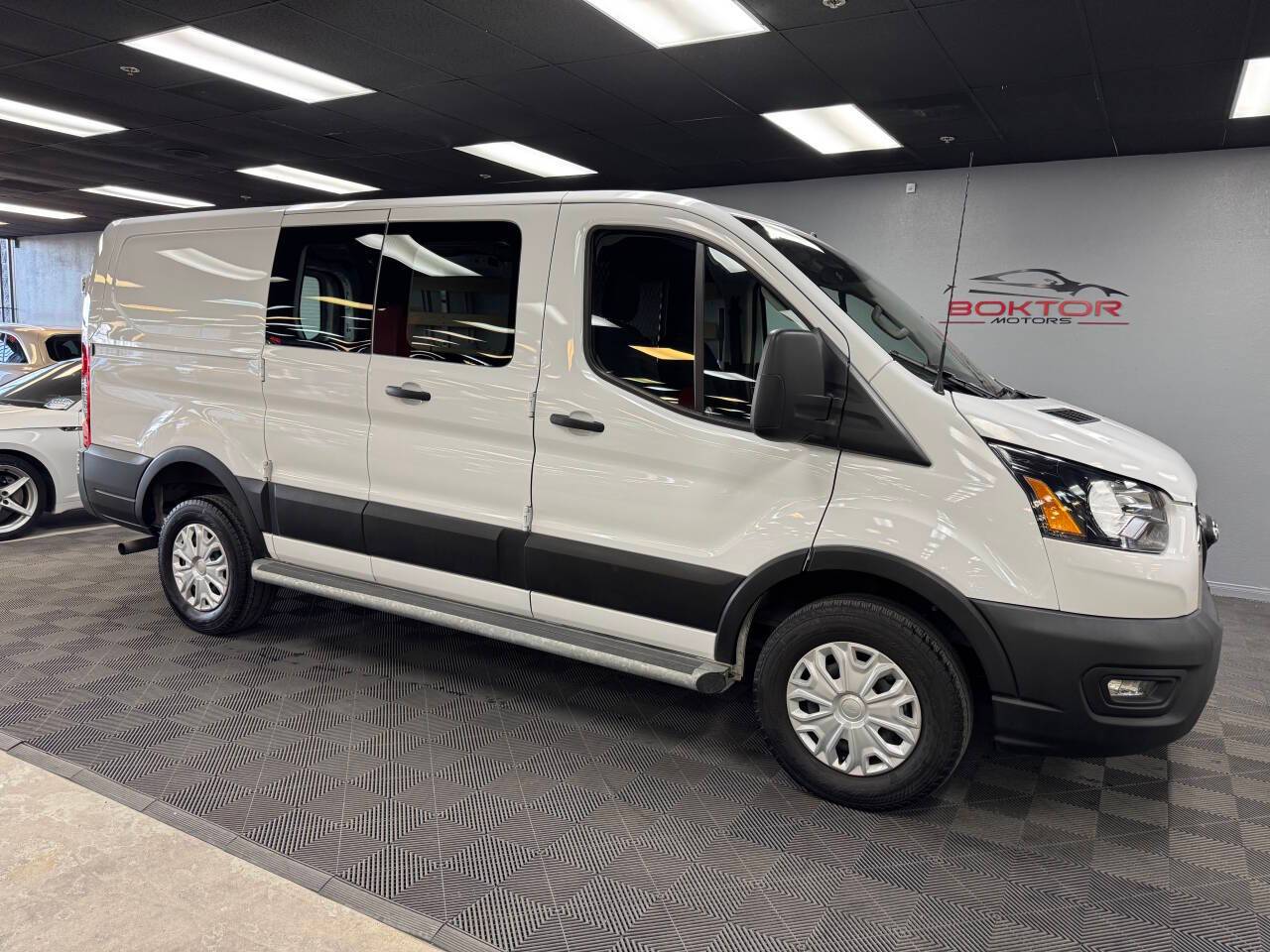 2023 Ford Transit Cargo Van
