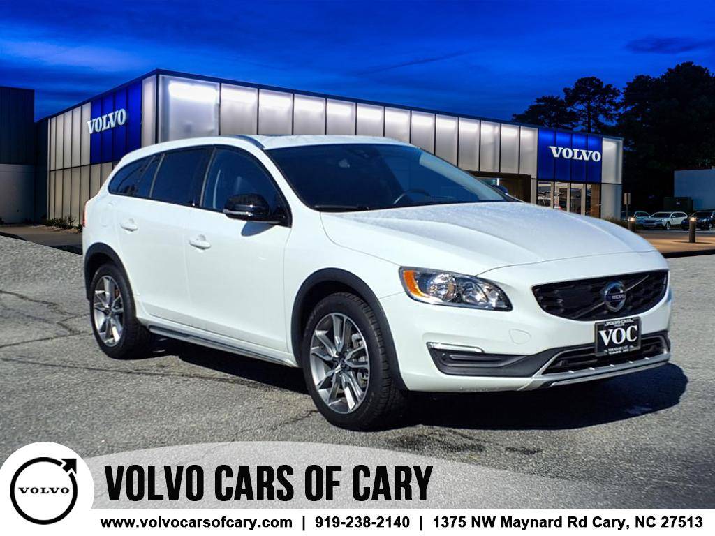 2018 Volvo V60 Cross Country