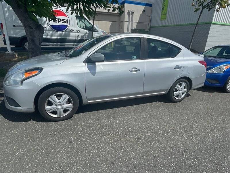 2016 Nissan Versa