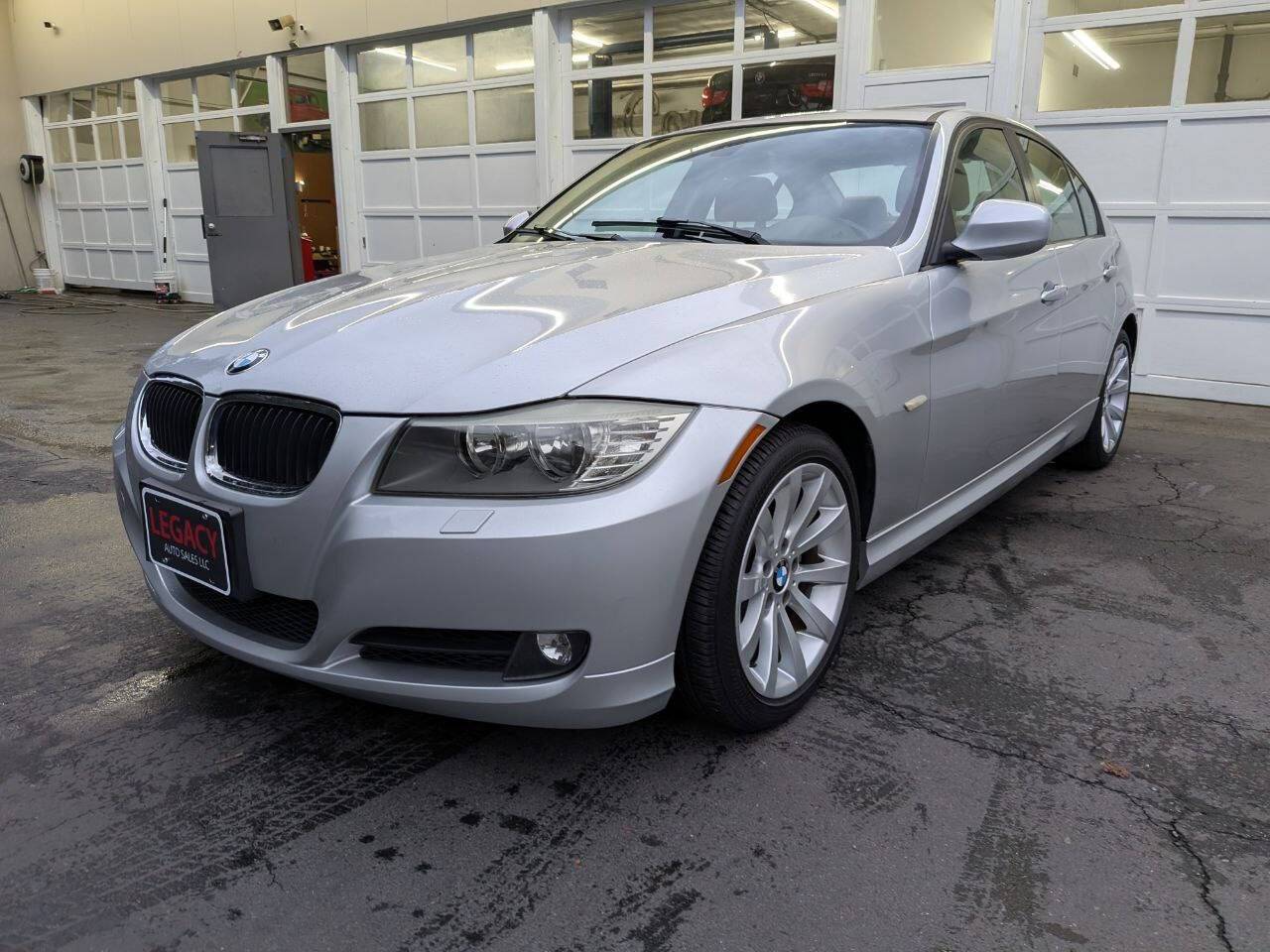 2011 BMW 3 Series