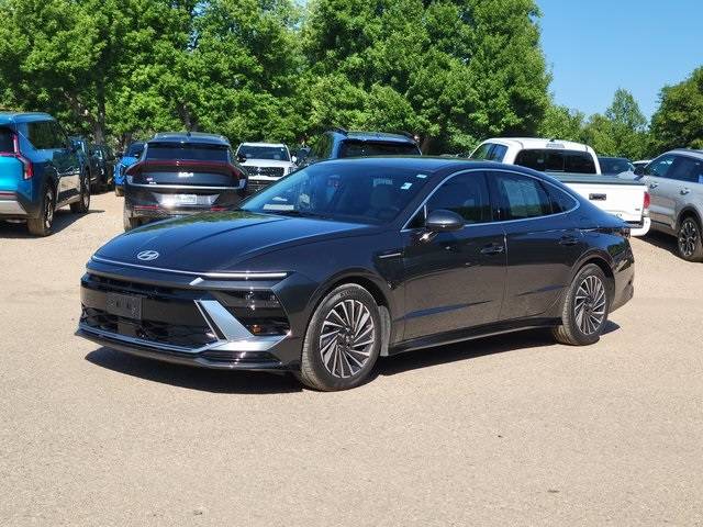 2024 Hyundai Sonata Hybrid