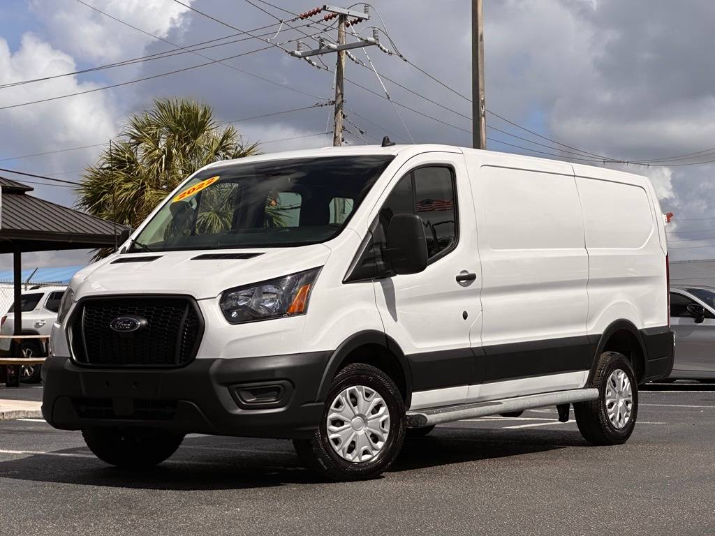2022 Ford Transit Cargo Van