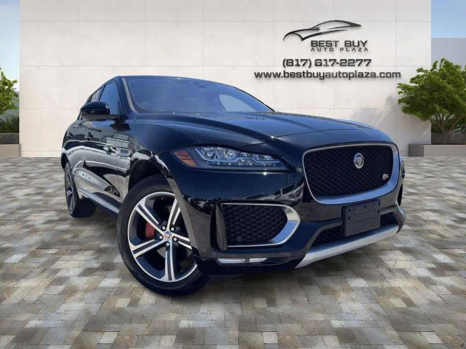 2017 Jaguar F-pace