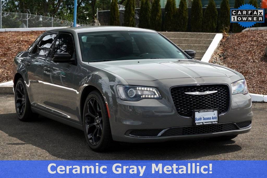 2019 Chrysler 300