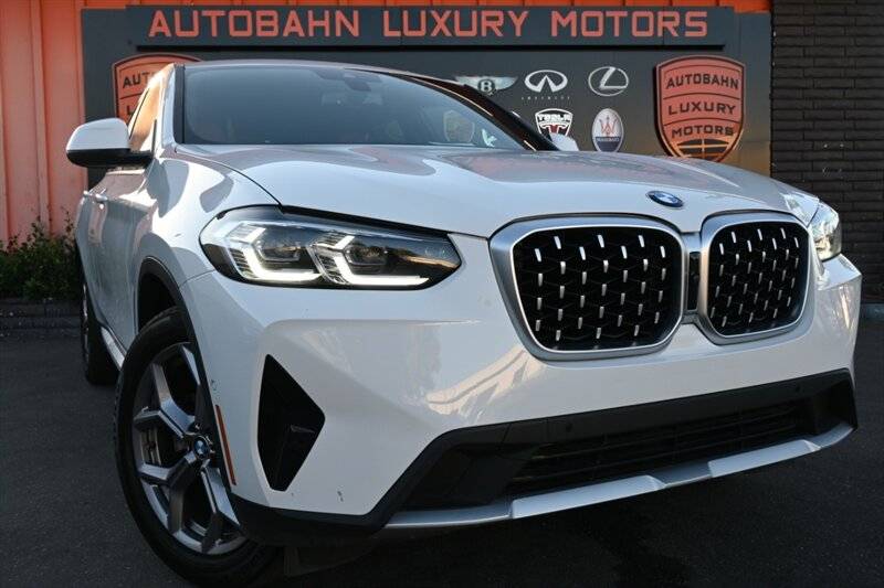 2023 BMW X4