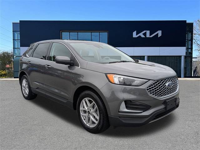 2023 Ford Edge