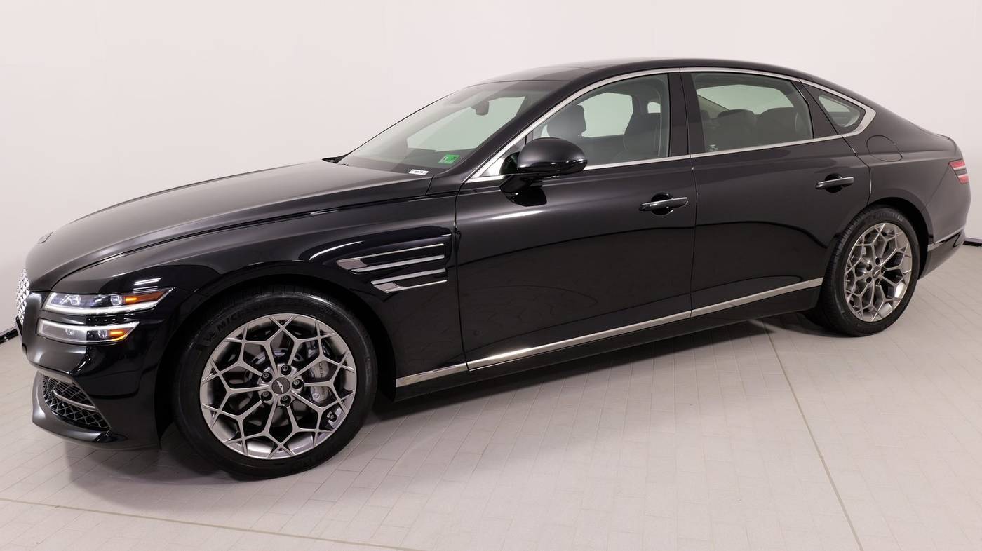 2021 Genesis G80
