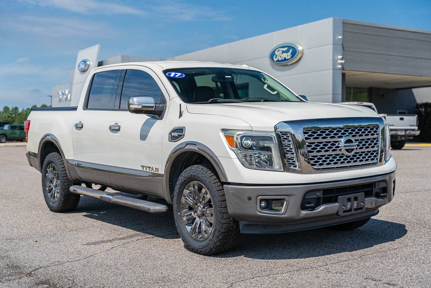 2017 Nissan Titan