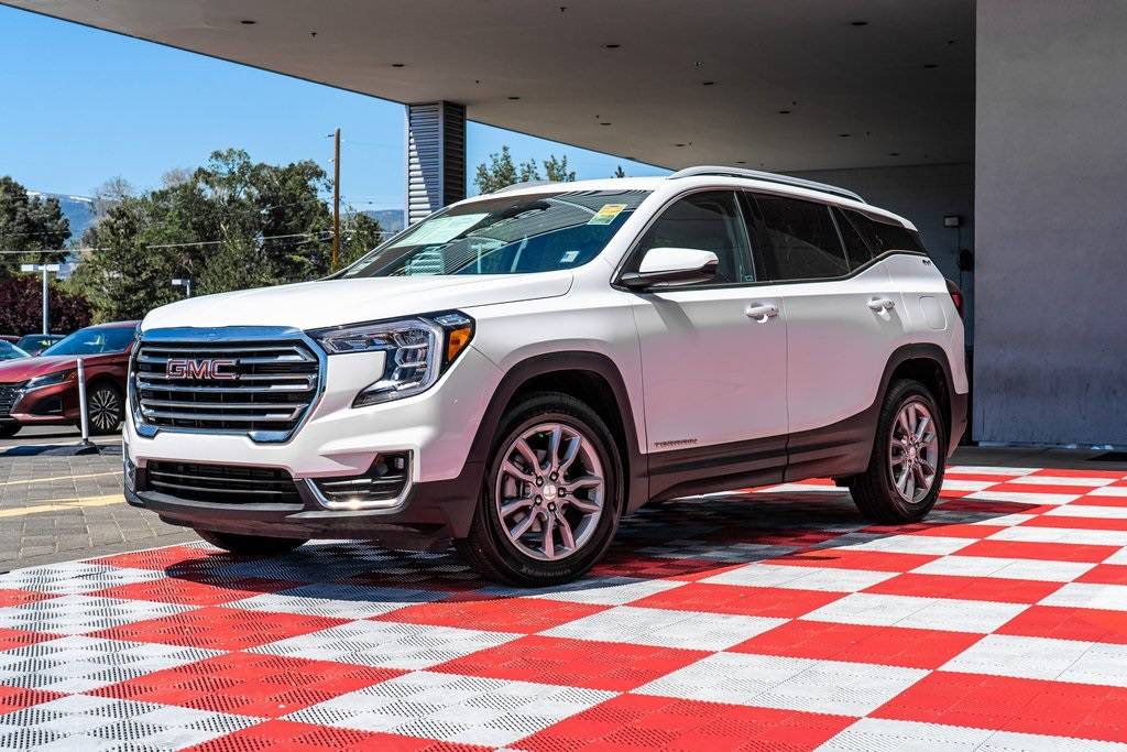 2023 GMC Terrain