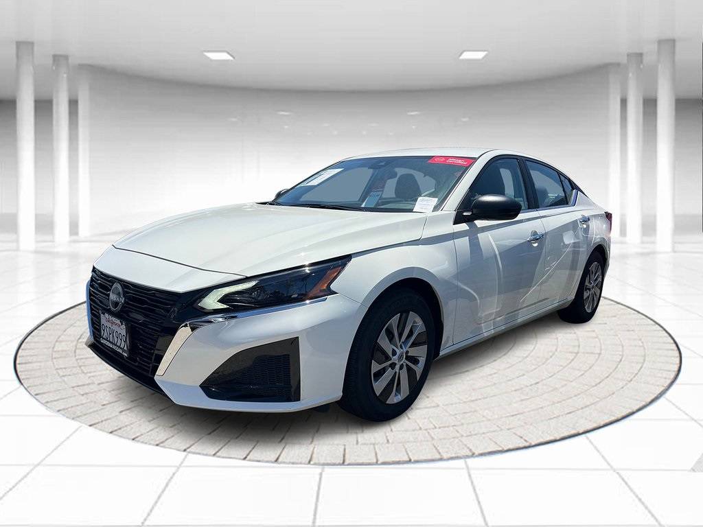 2025 Nissan Altima