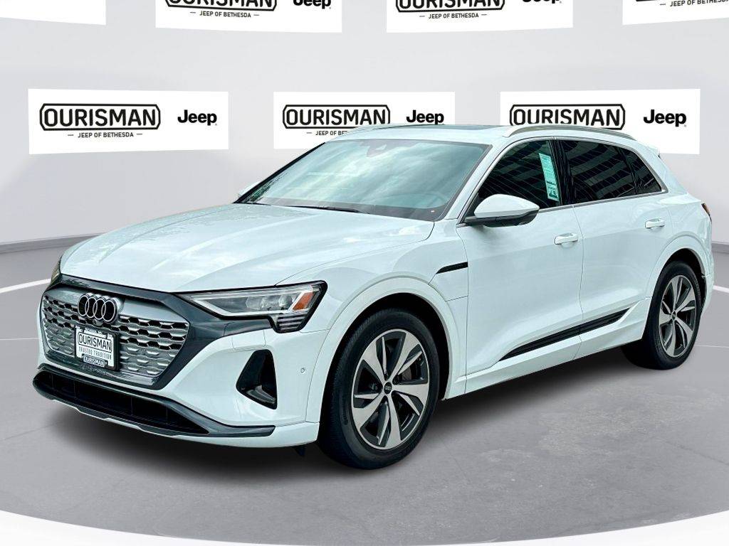 2024 Audi Q8 E-tron