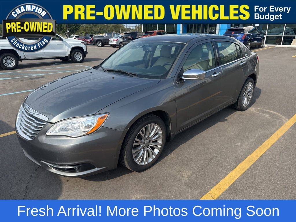 2013 Chrysler 200
