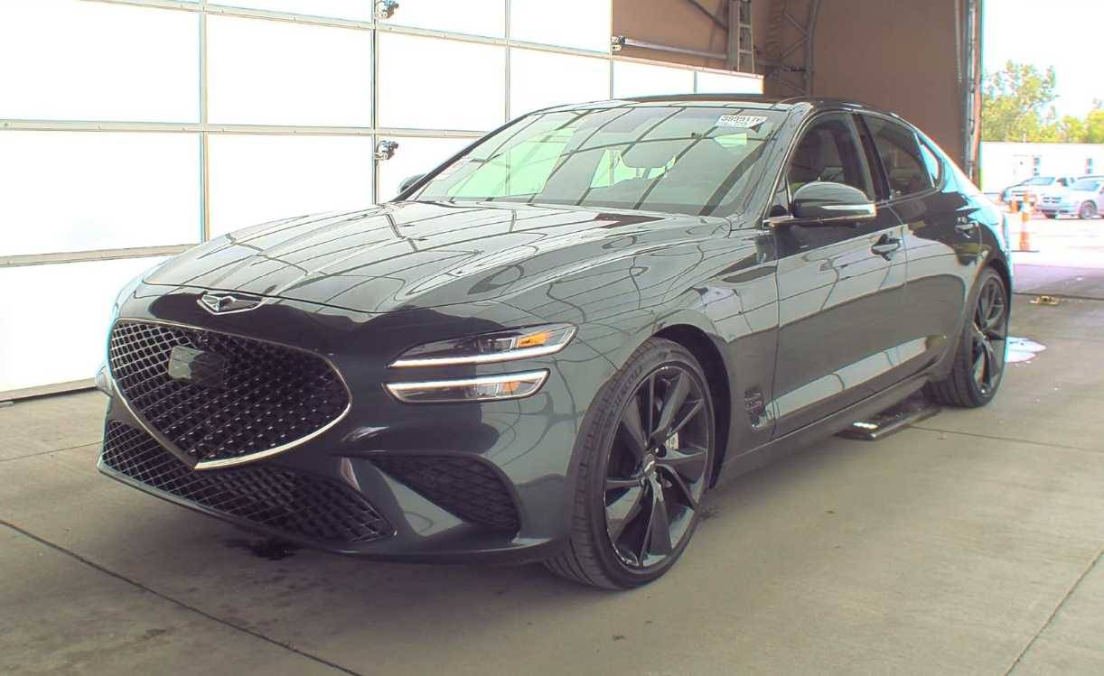 2023 Genesis G70