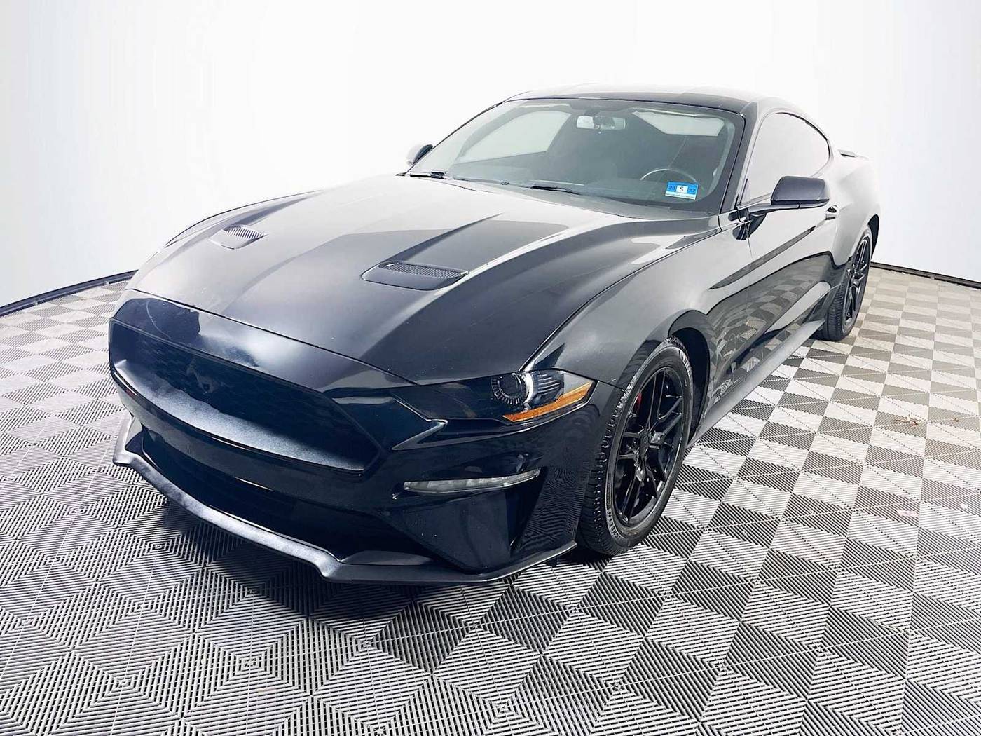 2020 Ford Mustang