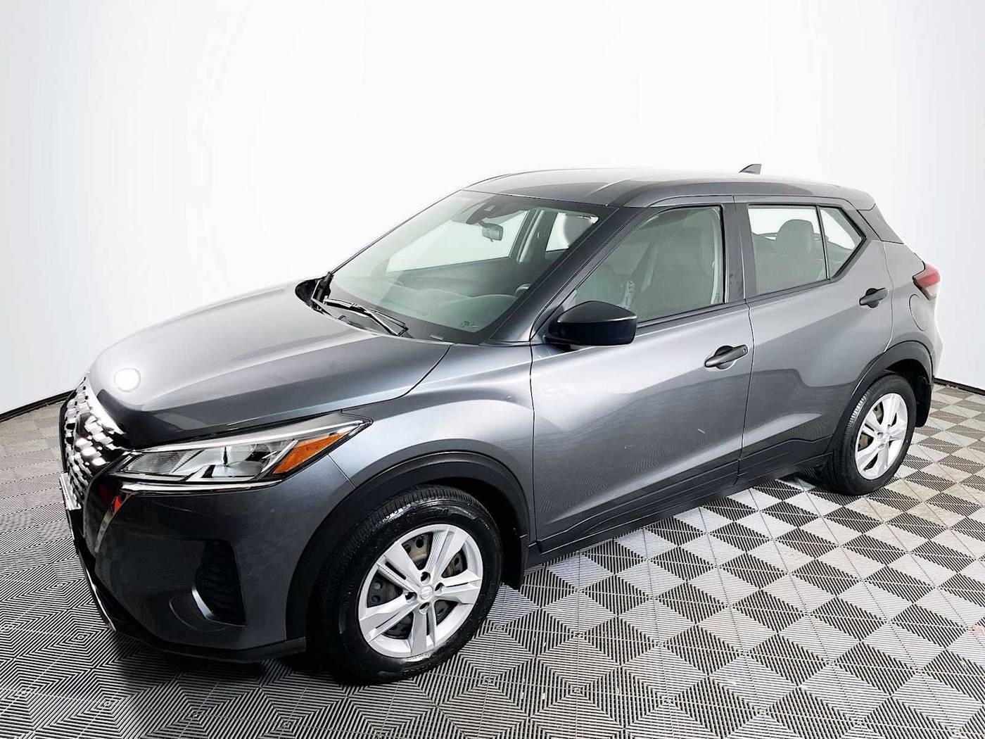 2022 Nissan Kicks